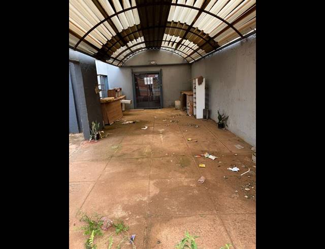 3 BEDROOM HOUSE FOR SALE IN PROTEA GLEN